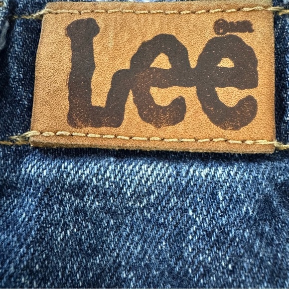 VTG 90’s Lee Women’s 6 Ultra High Rise Stonewashed Tapered Denim Jeans - Picture 4 of 4